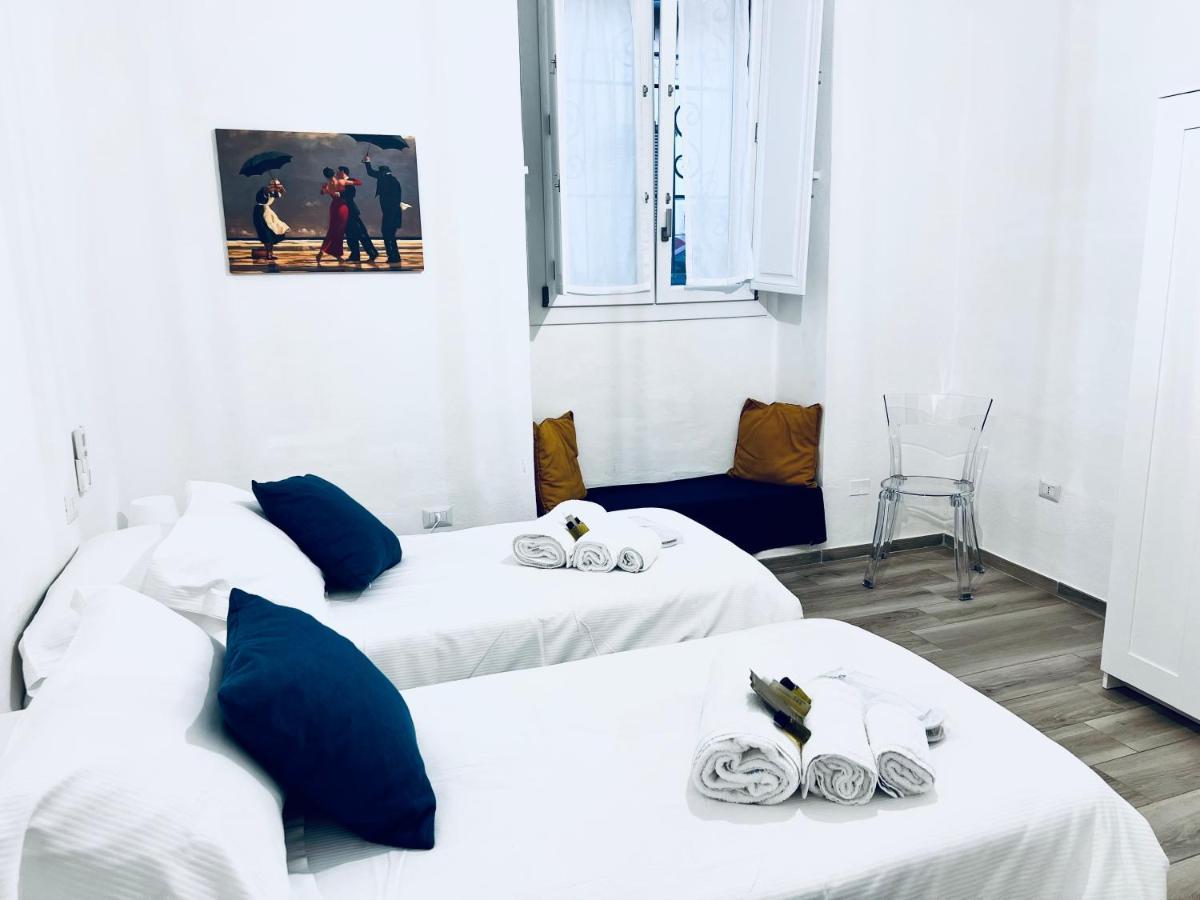 La Casa Di Ale Nel Centro Storico Di Cagliari Apartamento Exterior foto